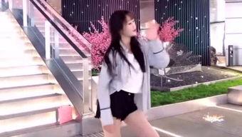 娱乐吃瓜酱高中生,揭秘高中生校园生活点滴